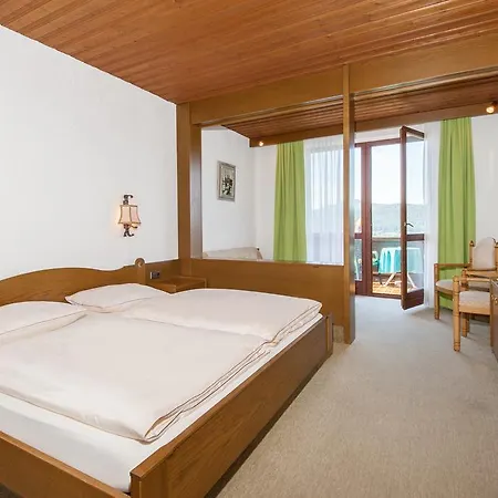 Hotel Koenigshof 3*